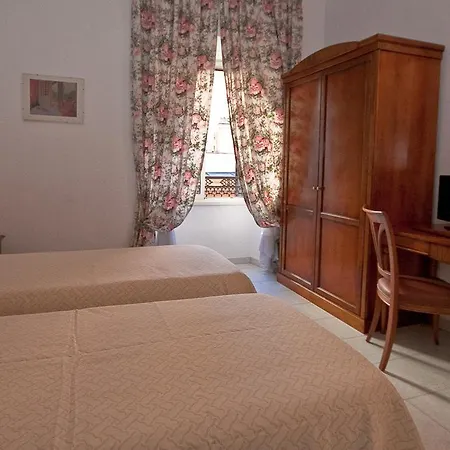 Hotel Chapter